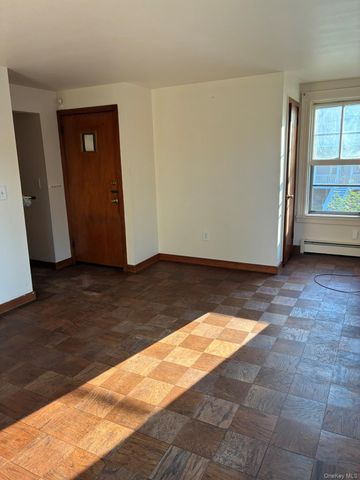 28 Rose Street 2, Stony Point, NY 10980