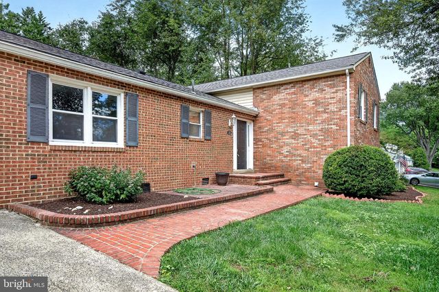 1514 GINGERWOOD CT, Vienna, VA 22182