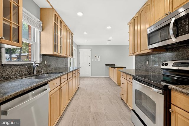 1514 GINGERWOOD CT, Vienna, VA 22182