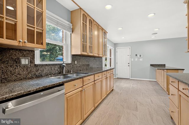 1514 GINGERWOOD CT, Vienna, VA 22182