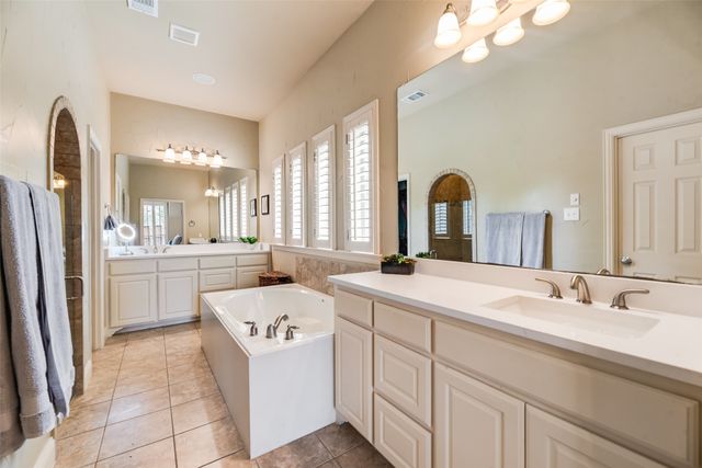 2325 Shoreham Circle, Lewisville, TX 75056