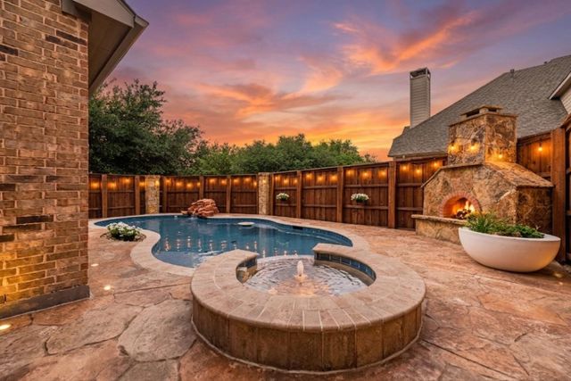 2325 Shoreham Circle, Lewisville, TX 75056