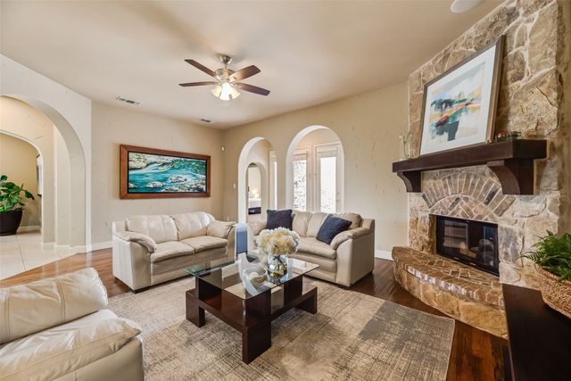 2325 Shoreham Circle, Lewisville, TX 75056