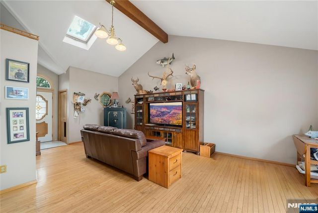 11 Stevenson Place, Kearny, NJ 07032