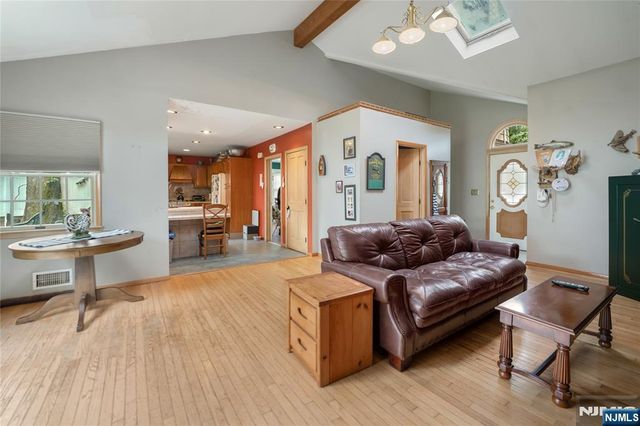 11 Stevenson Place, Kearny, NJ 07032