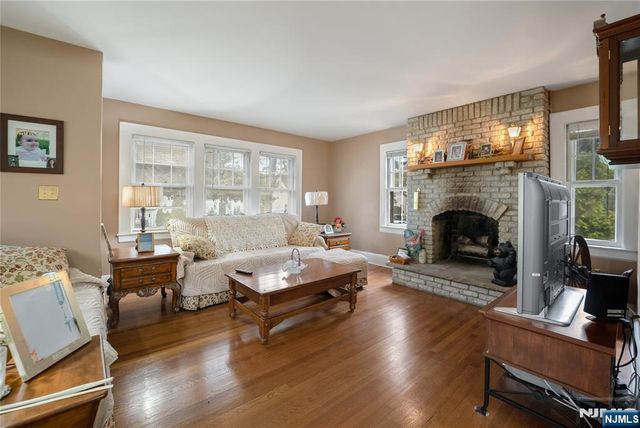 11 Stevenson Place, Kearny, NJ 07032