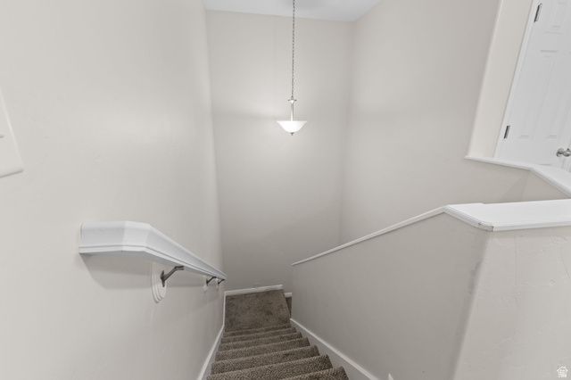 997 W ALLINGTON DR, North Salt Lake, UT 84054