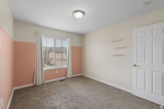 997 W ALLINGTON DR, North Salt Lake, UT 84054