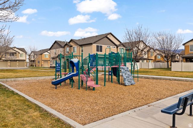 997 W ALLINGTON DR, North Salt Lake, UT 84054