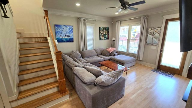 911 Phillips ST, Nashville, TN 37208