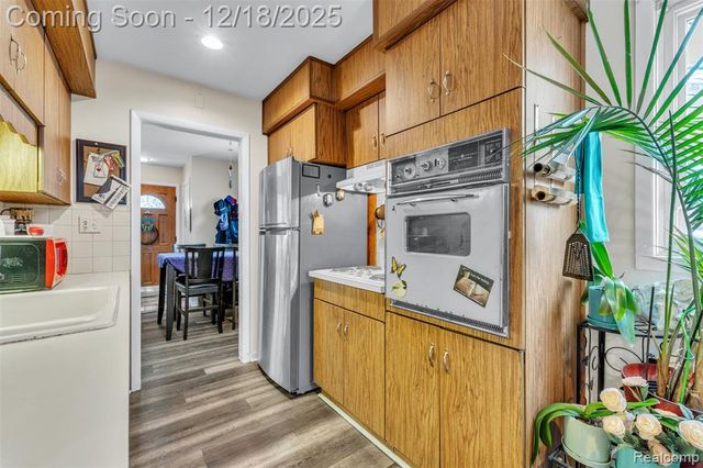 26332 Dale Court, Roseville, MI 48066