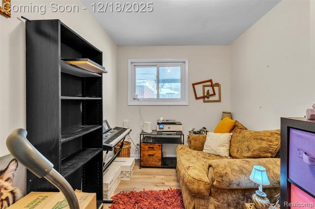 26332 Dale Court, Roseville, MI 48066