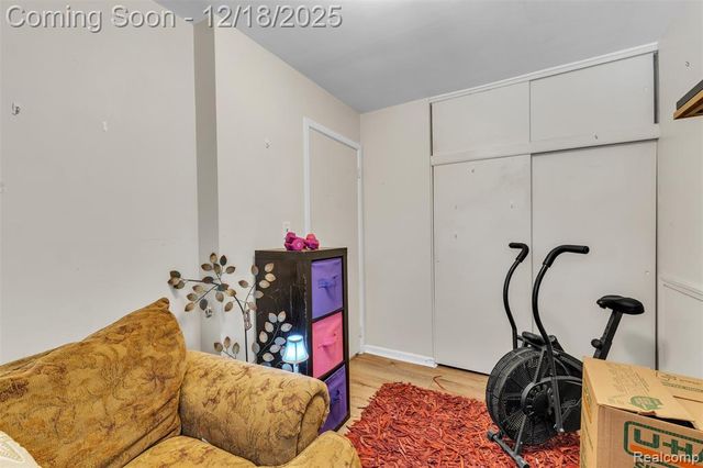 26332 Dale Court, Roseville, MI 48066