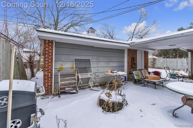 26332 Dale Court, Roseville, MI 48066