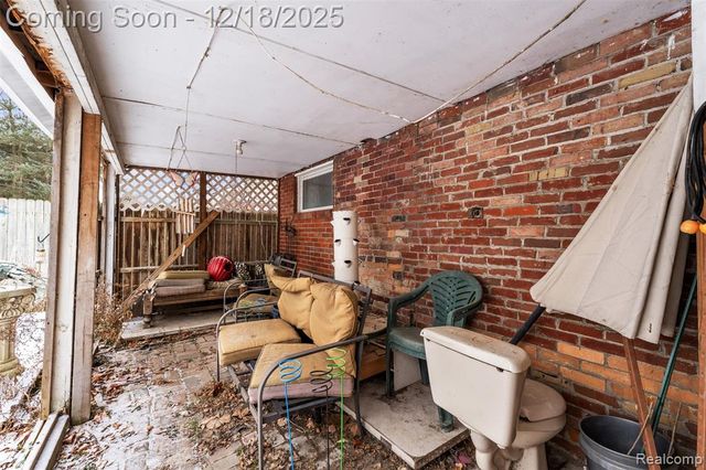 26332 Dale Court, Roseville, MI 48066