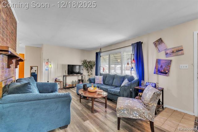 26332 Dale Court, Roseville, MI 48066