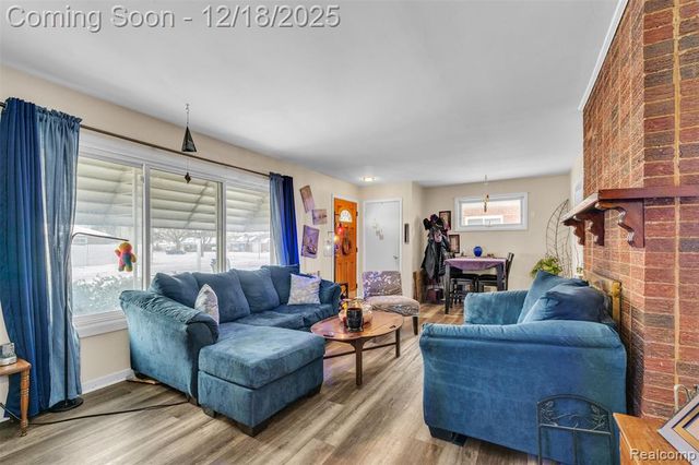 26332 Dale Court, Roseville, MI 48066