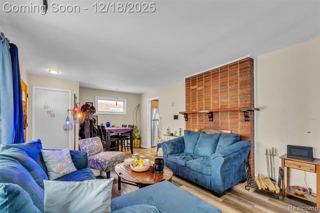 26332 Dale Court, Roseville, MI 48066