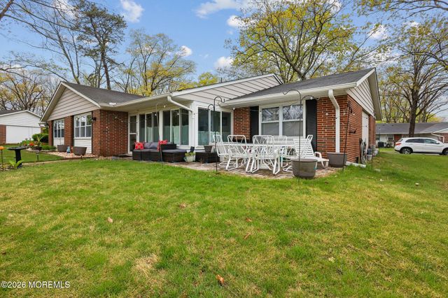 609B Lake Point Drive B, Lakewood, NJ 08701