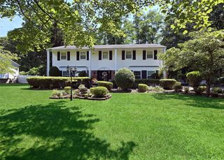 31 Ridge Road, Coram, NY 11727