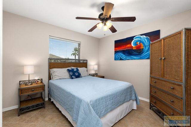 36 Pinehurst Dr., Laguna Vista, TX 78578