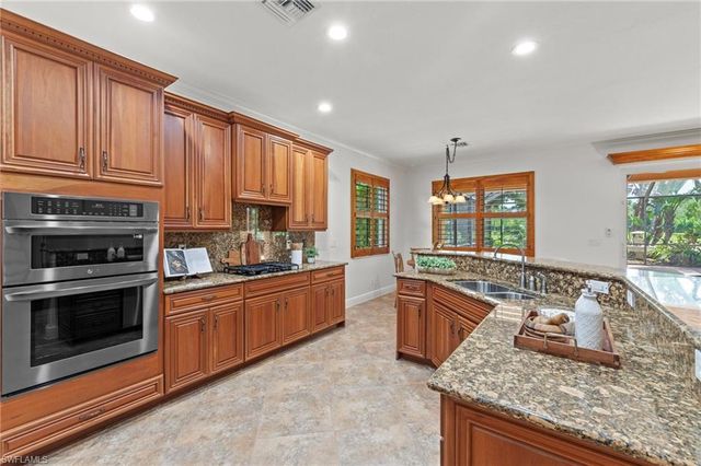 19772 Maddelena CIR, Estero, FL 33967
