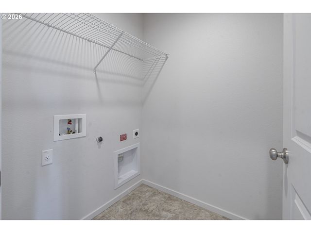 2240 Se 16TH St, Gresham, OR 97080