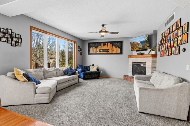 4695 138th Street W, Apple Valley, MN 55124