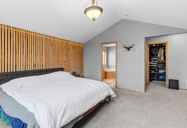 4695 138th Street W, Apple Valley, MN 55124