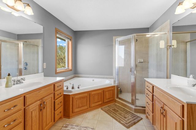 4695 138th Street W, Apple Valley, MN 55124