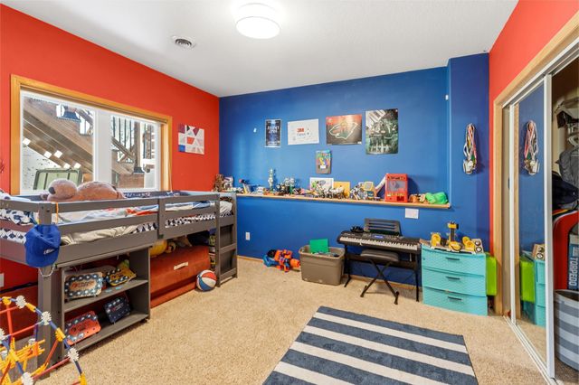 4695 138th Street W, Apple Valley, MN 55124