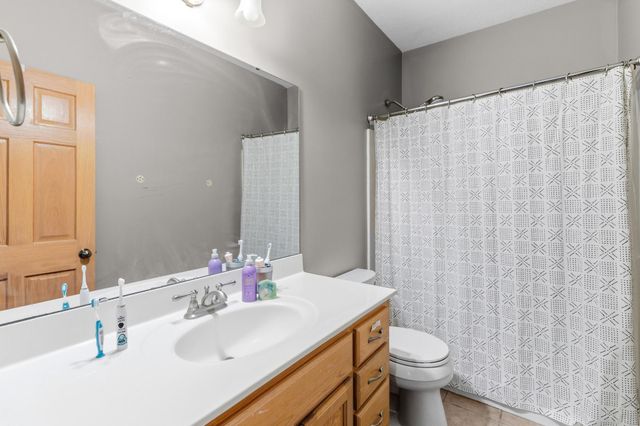 4695 138th Street W, Apple Valley, MN 55124