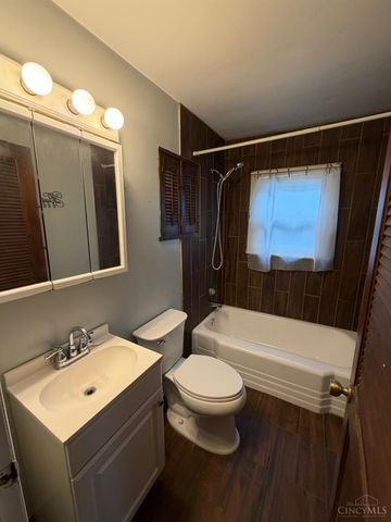 24 Hudson Avenue, Franklin, OH 45005