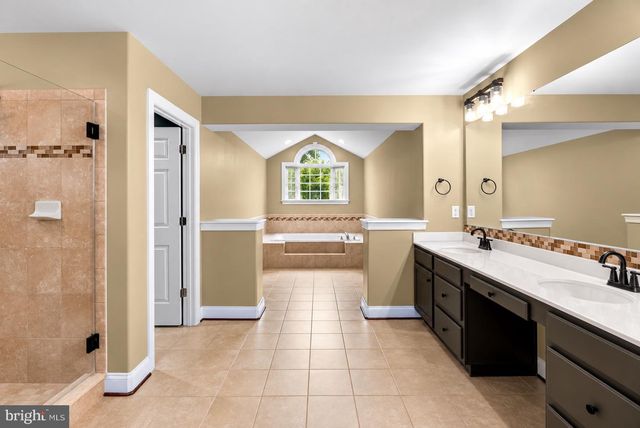 51 SERENE HILLS DR, Fredericksburg, VA 22406