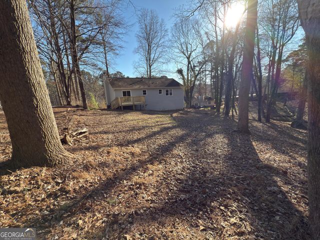 391 Walnut Drive, Woodstock, GA 30189