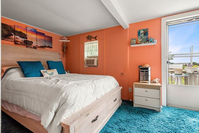 34 Cable Ave, Salisbury, MA 01952