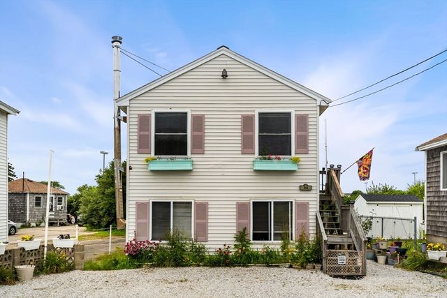 34 Cable Ave, Salisbury, MA 01952