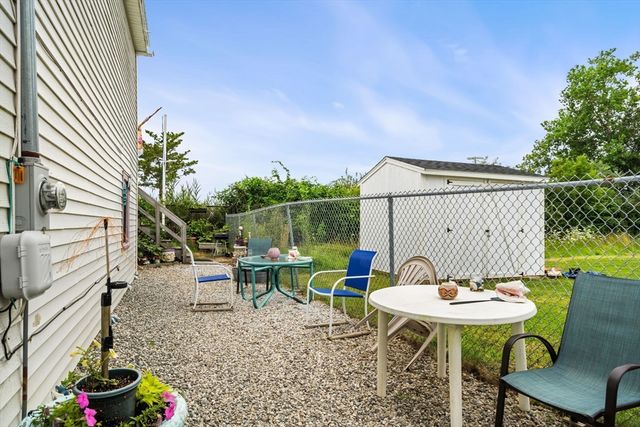34 Cable Ave, Salisbury, MA 01952