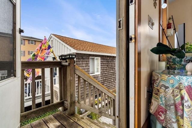 34 Cable Ave, Salisbury, MA 01952