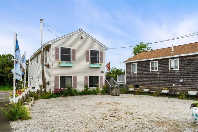 34 Cable Ave, Salisbury, MA 01952