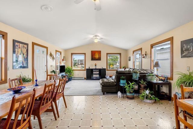 34 Cable Ave, Salisbury, MA 01952