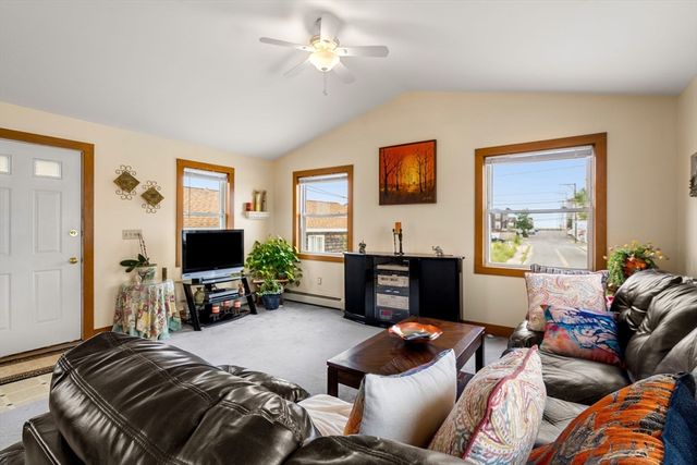 34 Cable Ave, Salisbury, MA 01952