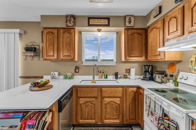 3860 W BURGESS RD, Taylorsville, UT 84129