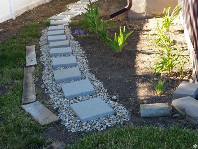 3860 W BURGESS RD, Taylorsville, UT 84129