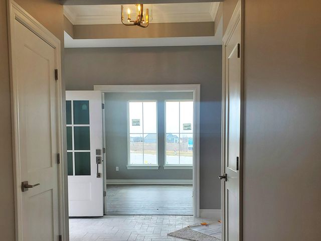 200 W Boxthorn Dr, Andover, KS 67002