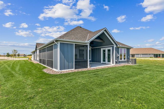 200 W Boxthorn Dr, Andover, KS 67002