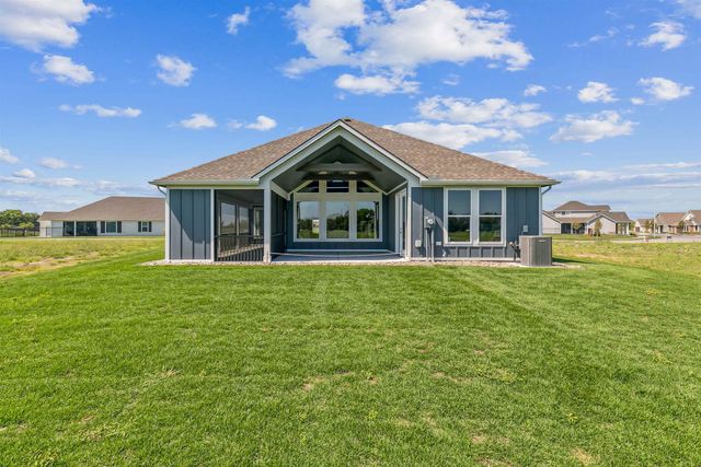 200 W Boxthorn Dr, Andover, KS 67002