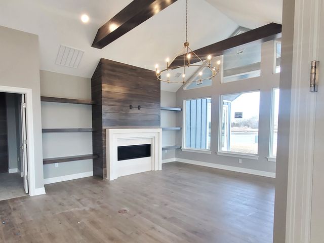 200 W Boxthorn Dr, Andover, KS 67002