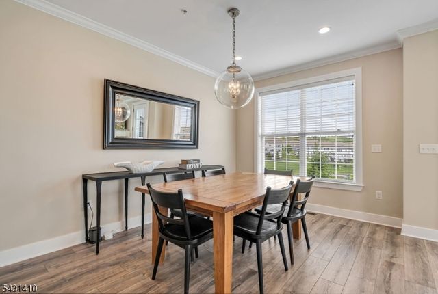 137 Aspen Dr, Cedar Grove Twp., NJ 07009