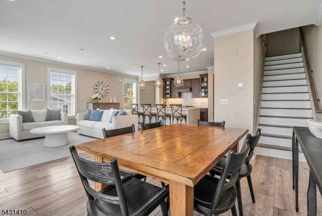 137 Aspen Dr, Cedar Grove Twp., NJ 07009
